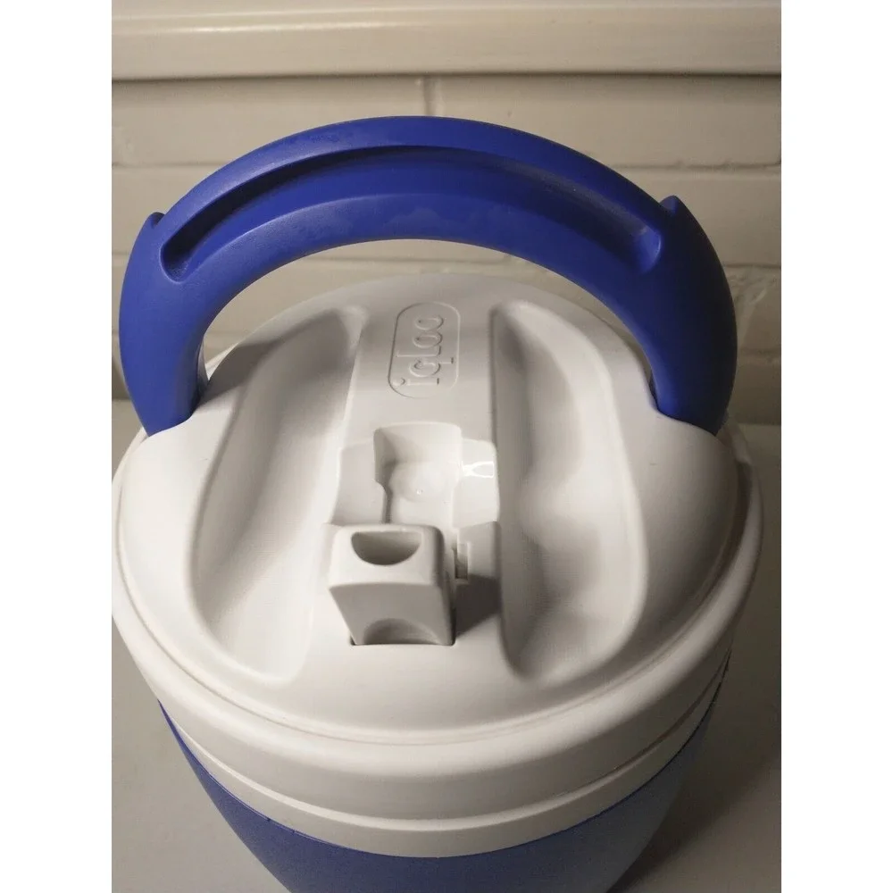 IGLOO Elite 1 Gallon Water Cooler Jug Hot Cold Thermos - Picture 4 of 15